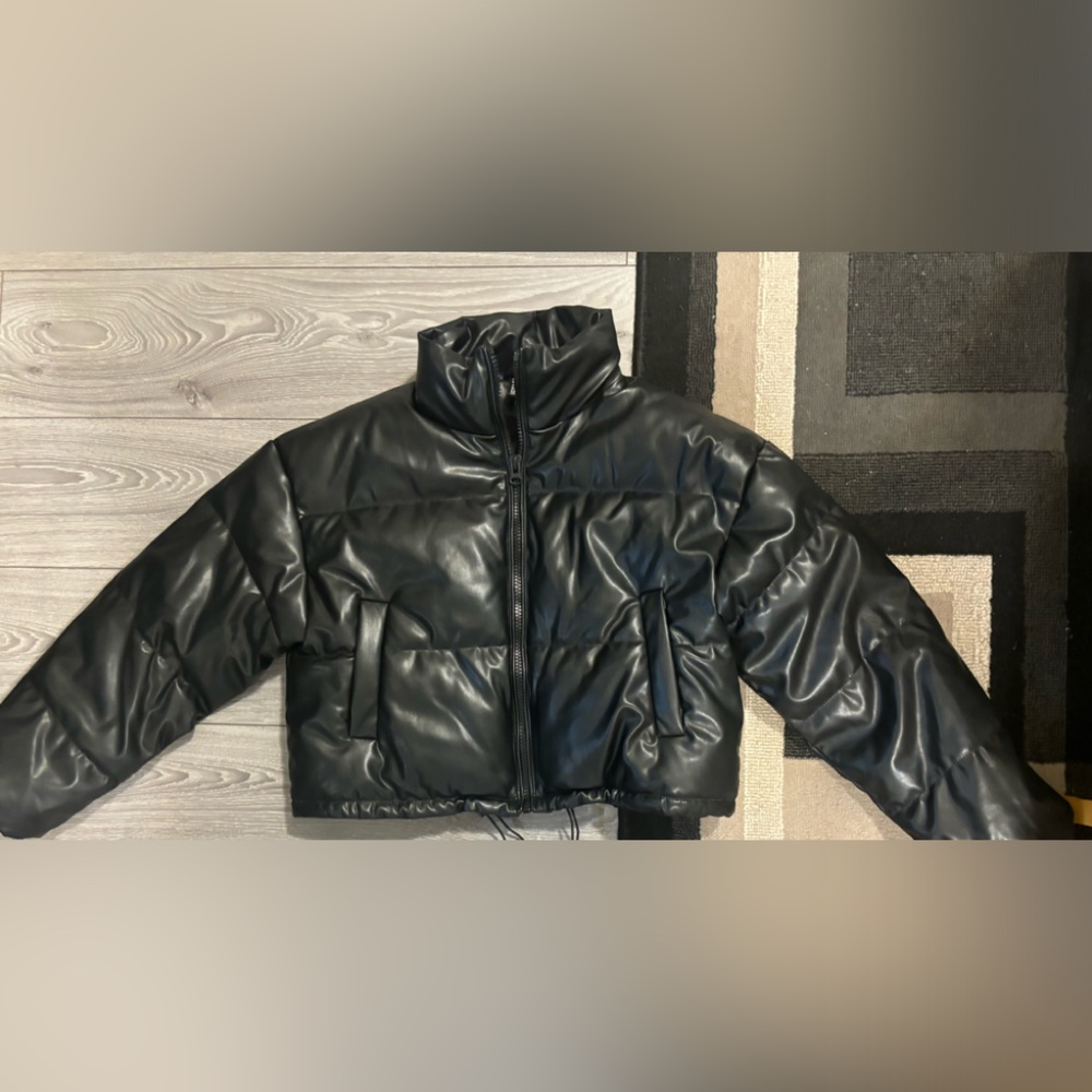 Black puffer jacket size S H&M
